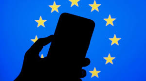 DawentsIT: Europe mandates smartphones to feature replaceable and long-lasting batteries starting in 2027.