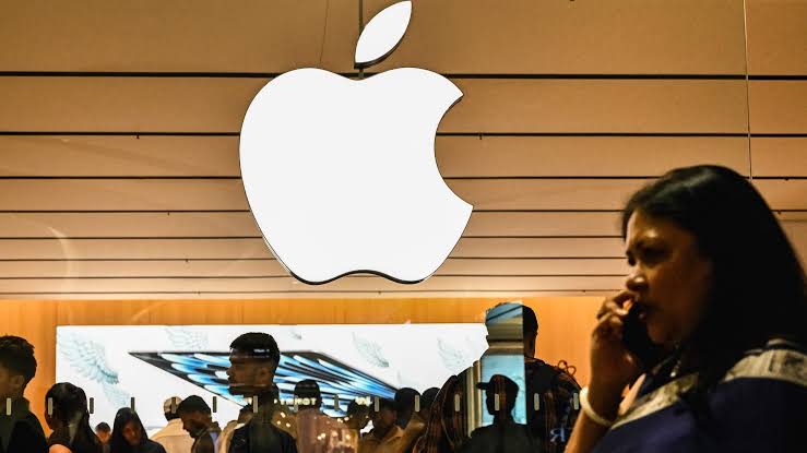 DawentsIT: Apple vs. OpenAI: Explosive Lawsuit Claims AI Stole Trade Secrets