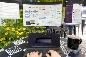 DawentsIT: The Spacetop G1: The World's First Screenless Laptop