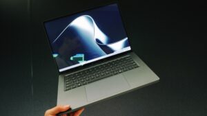 DawentsIT: Microsoft Introduces Surface Laptop Ultra: A Powerful New Machine With NVIDIA Spark